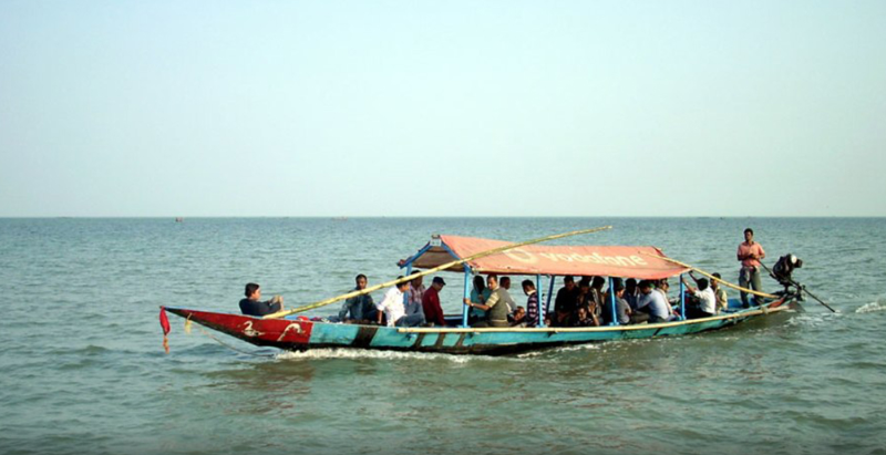 Boat ride on Chilika Lake near Satapada