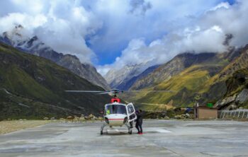 Do Dham Yatra by Helicopter