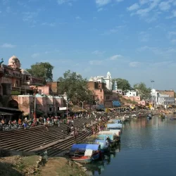 Naimisharanya Ayodhya Chitrakoot Varanasi Tour Package